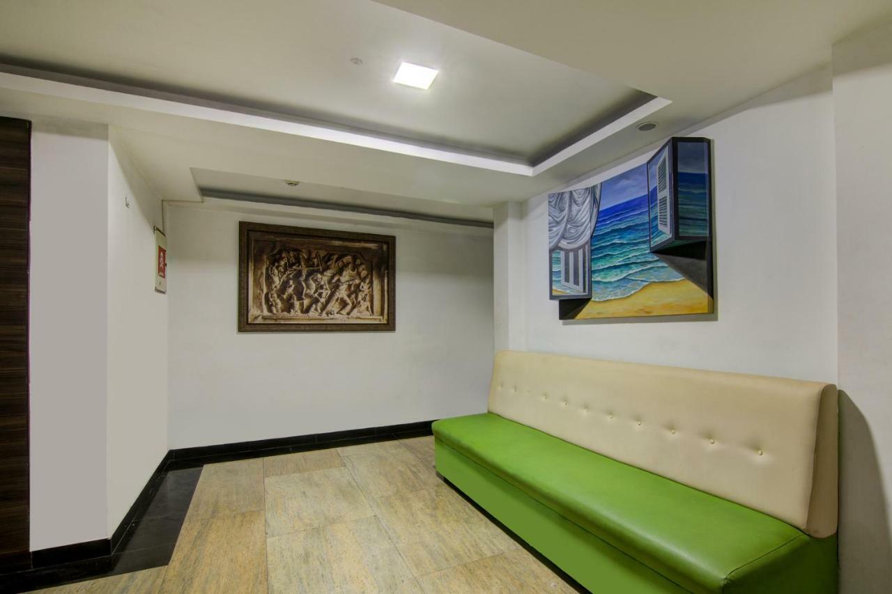 Hotel Sai International Ченай Екстериор снимка